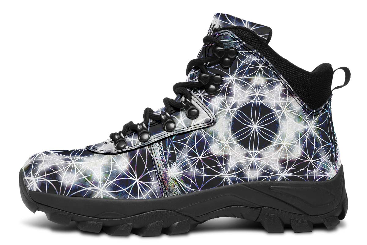 Outdoorboots-105CircleOfLife00047-Blk-YWV-STR1.jpg